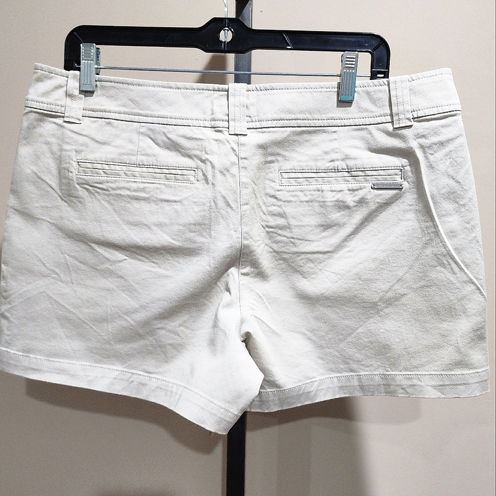 NWT Ny&Company Essentials Hampton 4" Shorts Size 12 - Picture 2 of 8